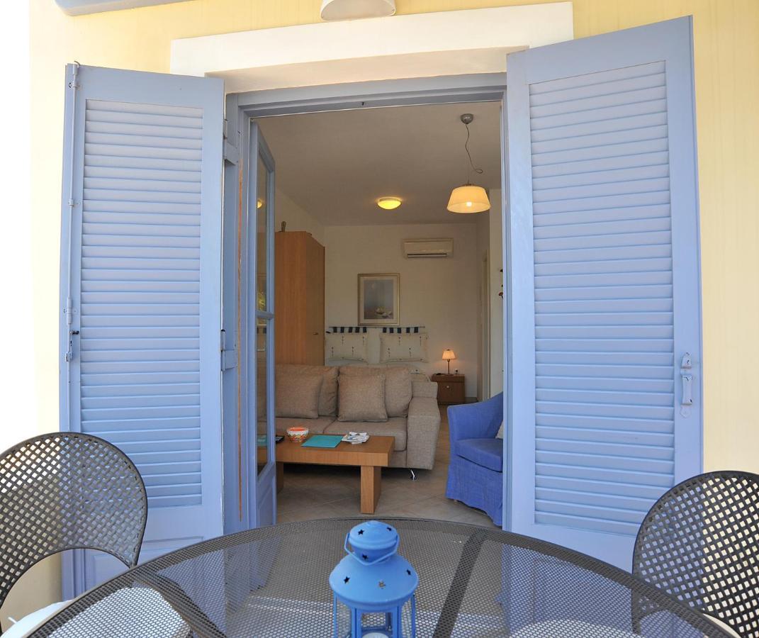Fistikies Holiday Apartments Aegina Szoba fotó